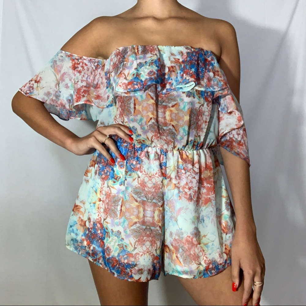 floral romper size: small